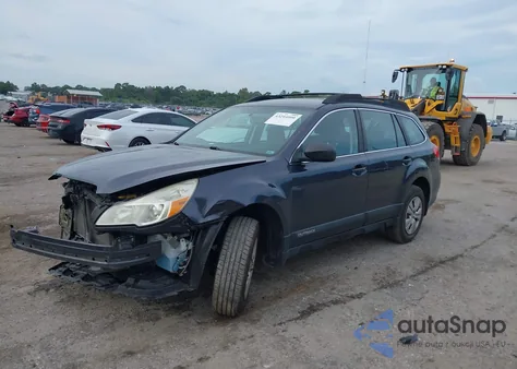 2013 Subaru Outback 2.5I z USA, uszkodzony, nr VIN 4S4BRCAC2D3235783